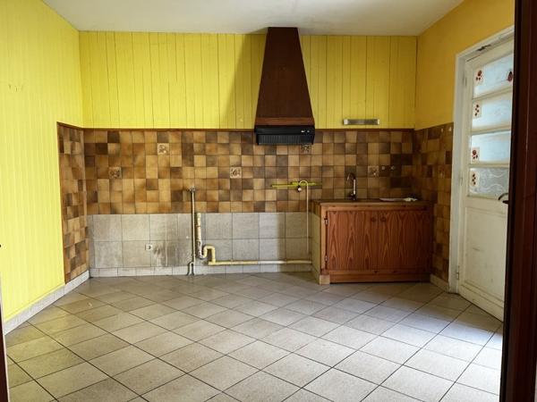 Maison à vendre 129 600 € Libourne 3 p 77 m² DPE D