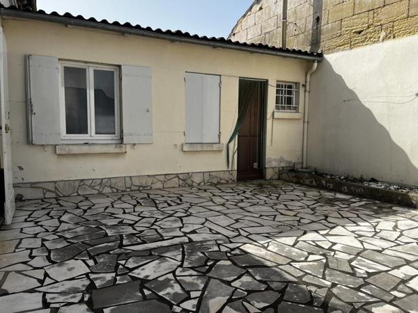 Maison à vendre 129 600 € Libourne 3 p 77 m² DPE D
