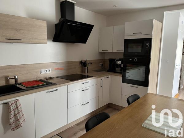 Maison 5 pièces de 170 m² à Dompierre-sur-Besbre (03290)