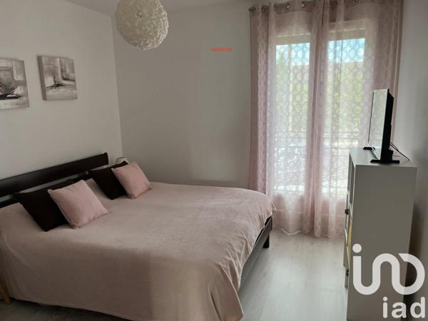 Maison 5 pièces de 170 m² à Dompierre-sur-Besbre (03290)