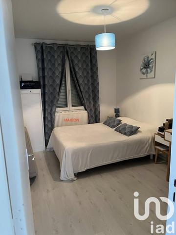 Maison 5 pièces de 170 m² à Dompierre-sur-Besbre (03290)