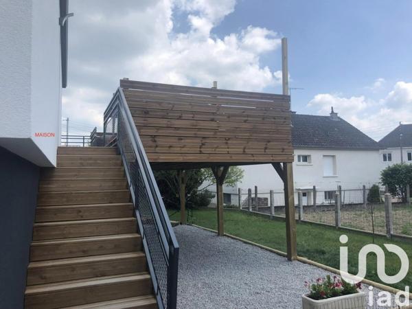 Maison 5 pièces de 170 m² à Dompierre-sur-Besbre (03290)