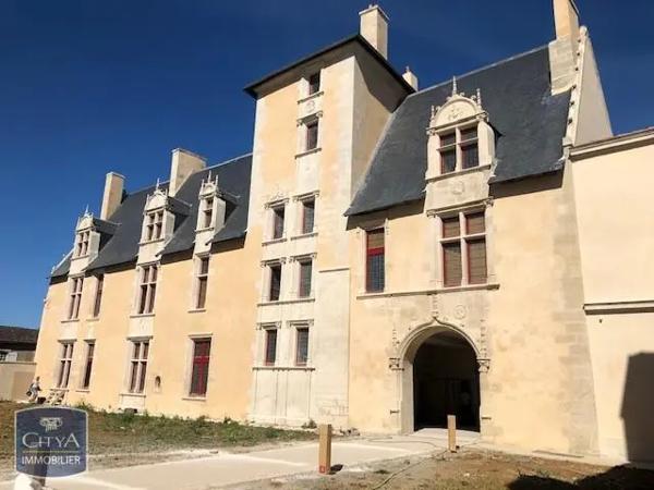 Appartement à louer 4 pièces 76m² Poitiers (86000)