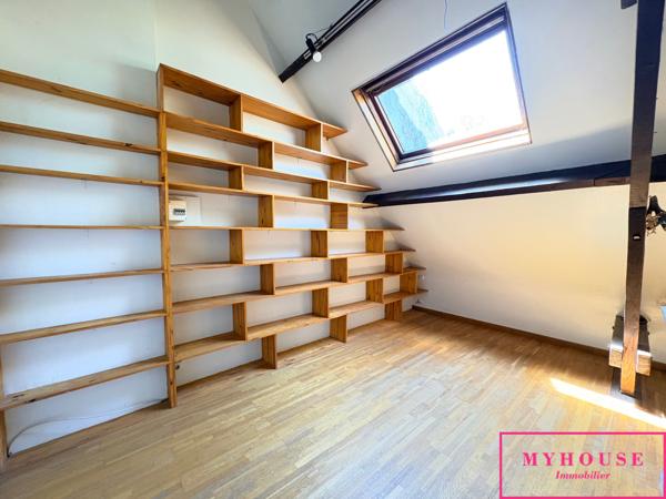 Maison
                                                                                                                                                                                                                                                                                                                        7 pièce(s)                                                                                                                                                                                                          5 chambre(s)                                                                                                                                                                                                          171  m²