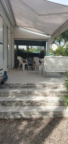 Vente                                                      Terrain
                        
                                         200 m2                     à Fréjus