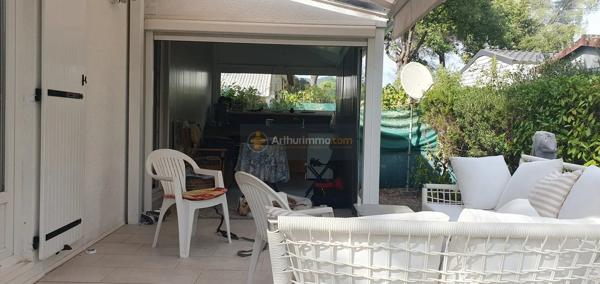 Vente                                                      Terrain
                        
                                         200 m2                     à Fréjus