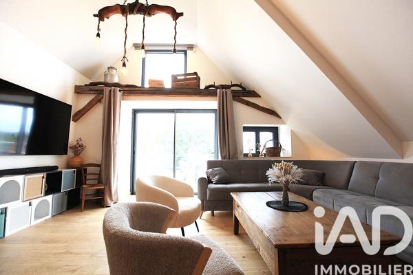 Maison à vendre 7 pièces 206 m² Rochefort-Montagne