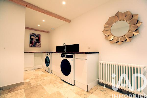 Maison à vendre 7 pièces 206 m² Rochefort-Montagne