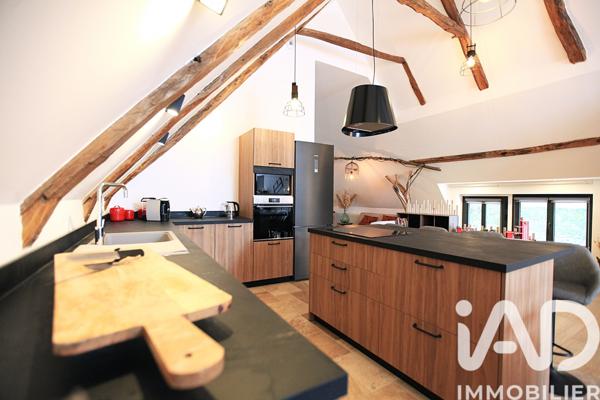 Maison à vendre 7 pièces 206 m² Rochefort-Montagne