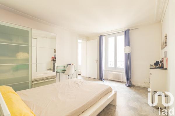 Appartement 4 pièces de 81 m² à Paris (75003)