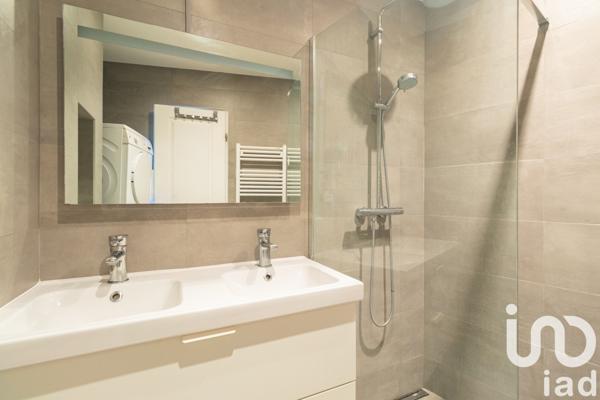 Appartement 4 pièces de 81 m² à Paris (75003)