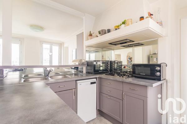 Appartement 4 pièces de 81 m² à Paris (75003)