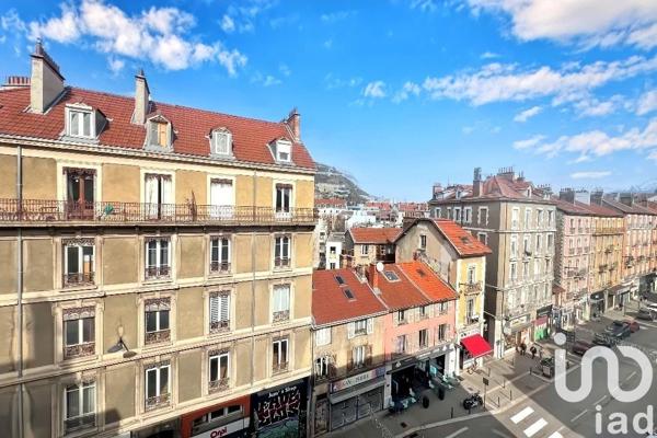 Duplex 4 pièces de 95 m² à Grenoble (38000)