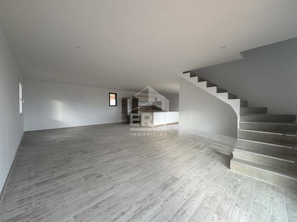 Maison à vendre à Martigues - 4 chambres avec vue mer et canal