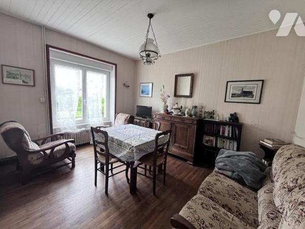 Au calme maison en pierre à rafraichir 