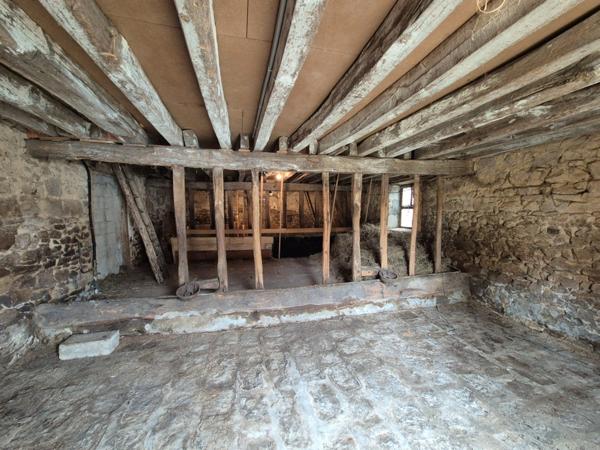 Maison à vendre 4 pièces AIGURANDE (36)