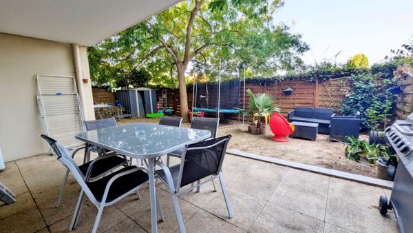 ISTRES | T3 en REZ-DE-JARDIN avec EXTERIEUR DE 76 m² et STATIONNEMENT