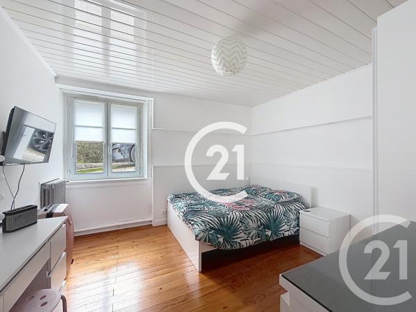 Maison à vendre  4 pièces - 140 m 2   COGNAC  - 16