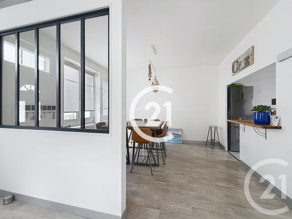 Maison à vendre  4 pièces - 140 m 2   COGNAC  - 16