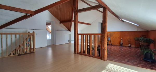 Maison de charme à Orrouy - Un havre de paix à rafraichir avec grand potentiel