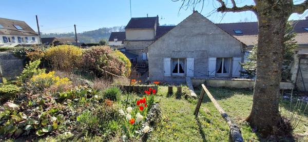 Maison de charme à Orrouy - Un havre de paix à rafraichir avec grand potentiel