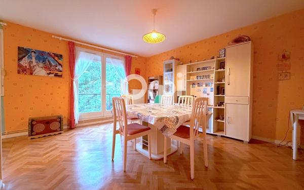 Appartement à vendre    4 pièces • 74 m2 Douai