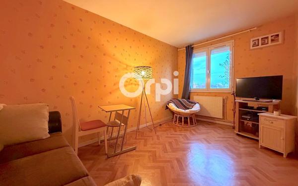 Appartement à vendre    4 pièces • 74 m2 Douai