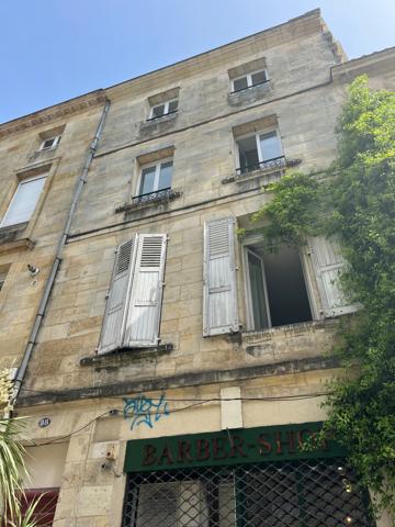 Immeuble
                                                                                                                                                
                                                                                                                                                
                                                                                                                                                
                                                    
                                                                                                                                                                                                                                                                                                                        200  m²                                                                                                                                                                                                         3 etage(s)