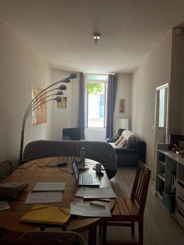 Immeuble
                                                                                                                                                
                                                                                                                                                
                                                                                                                                                
                                                    
                                                                                                                                                                                                                                                                                                                        200  m²                                                                                                                                                                                                         3 etage(s)