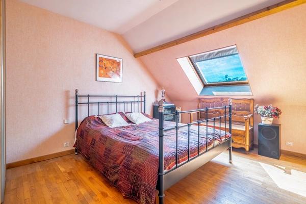 Maison d'architecte lumineuse avec dépendance
