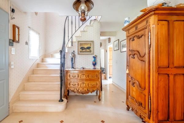 Maison d'architecte lumineuse avec dépendance