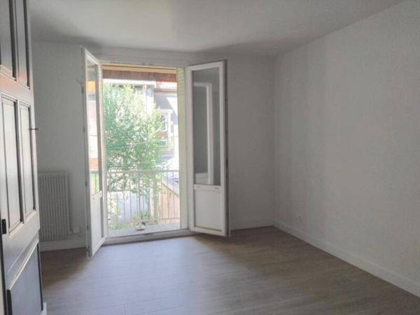 Maison 5 pièces                                        - 38000 Grenoble Réf : 1661