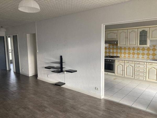 Appartement 5 pièces                                        - 42100 Saint-Étienne Réf : 12762