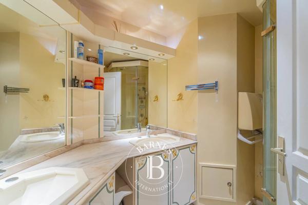 Saint-Cloud, Appartement 3 Chambres -  146 m² à vendre