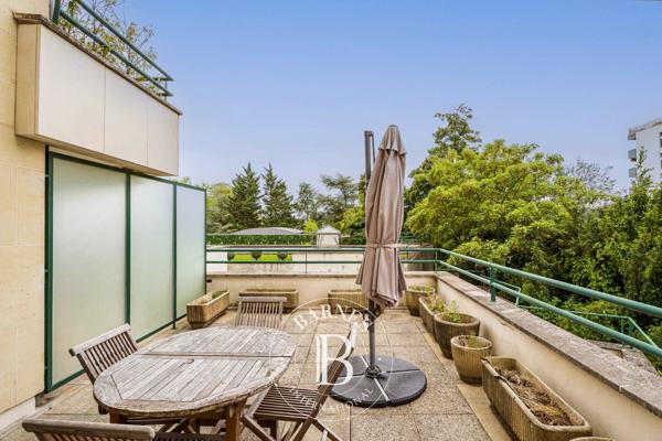 Saint-Cloud, Appartement 3 Chambres -  146 m² à vendre