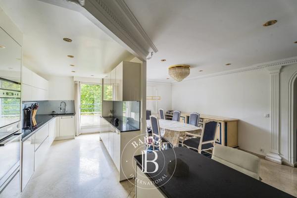 Saint-Cloud, Appartement 3 Chambres -  146 m² à vendre