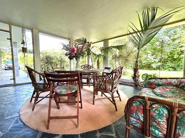 Maison Poissy 6 pièce(s) 179.41 m2 1 045 000 € **  - Référence  9196
