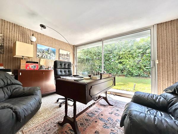 Maison Poissy 6 pièce(s) 179.41 m2 1 045 000 € **  - Référence  9196