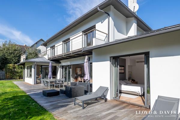 LA CELLE-SAINT-CLOUD – Quartier de la Feuillaume – Élégante maison d’architecte familiale au calme absolu