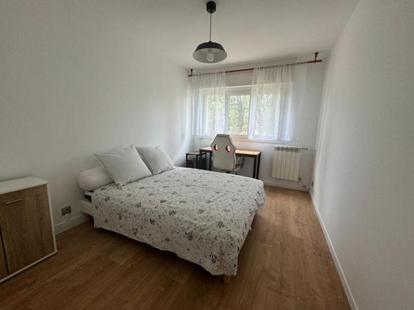 13009 Mazargues Appt de Type 4 avec balcon + 1 parking privé