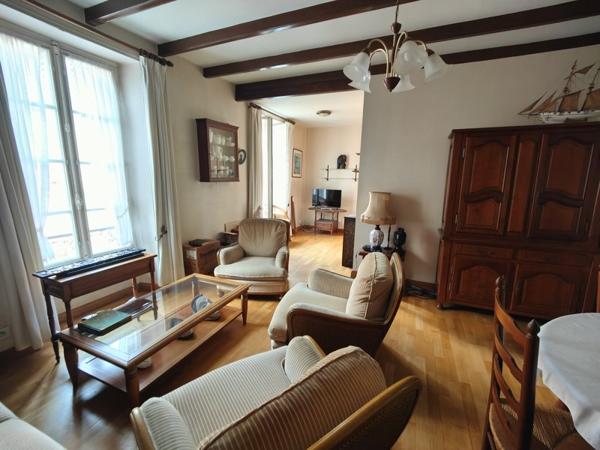 Immeuble à vendre |  Douarnenez |  300 m²