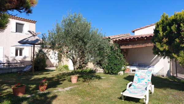 Maison à vendre 6 pièces, jardin, piscine et garage (13)