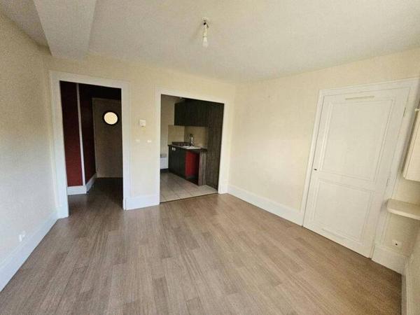 Appartement 2 pièces                                        - 42600 Montbrison Réf : 12446