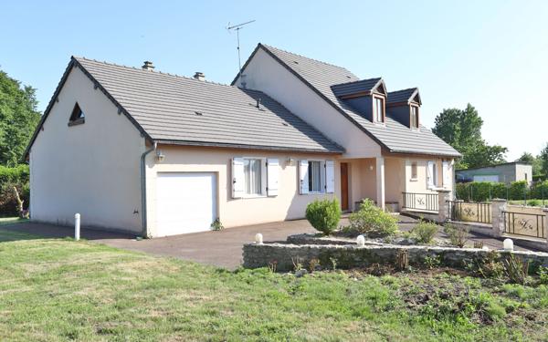 Maison à vendre    8 pièces • 166 m2 Gournay-en-Bray