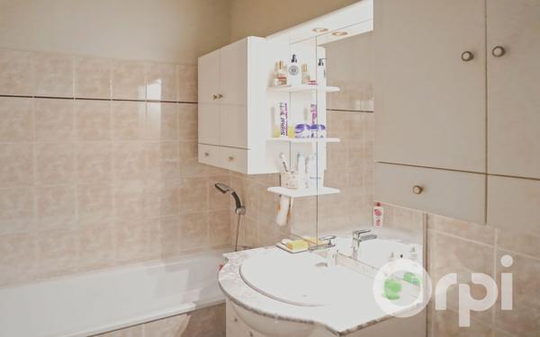 Maison à vendre    8 pièces • 166 m2 Gournay-en-Bray