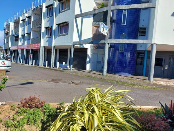 A louer local commercial de 58 m² sur axe passant à SAINT BENOIT