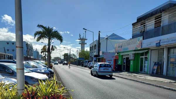 A louer local commercial de 58 m² sur axe passant à SAINT BENOIT