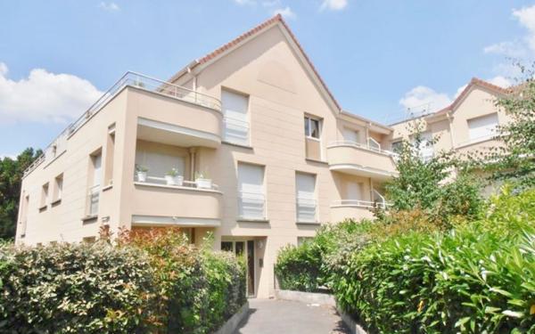 Appartement à vendre    3 pièces • 67,81 m2 Saint-Ouen-l'Aumône