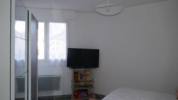 FAVERGES. APPARTEMENT 3 PIECES AU CENTRE VILLE