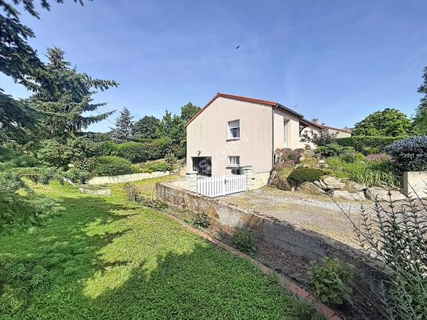 Maison à vendre à La Boutouchère - 4 chambres - Sous-sol et jardin